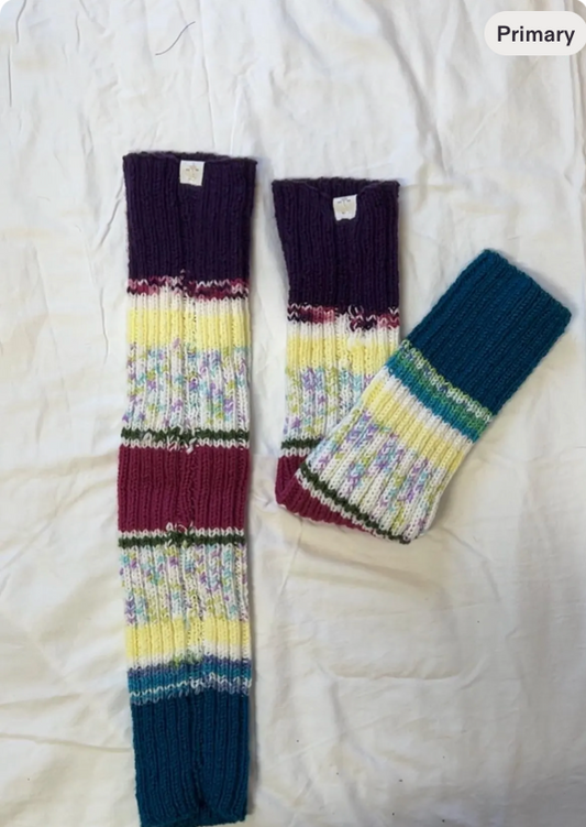 The Handknit Legwarmers - Berry Stripe